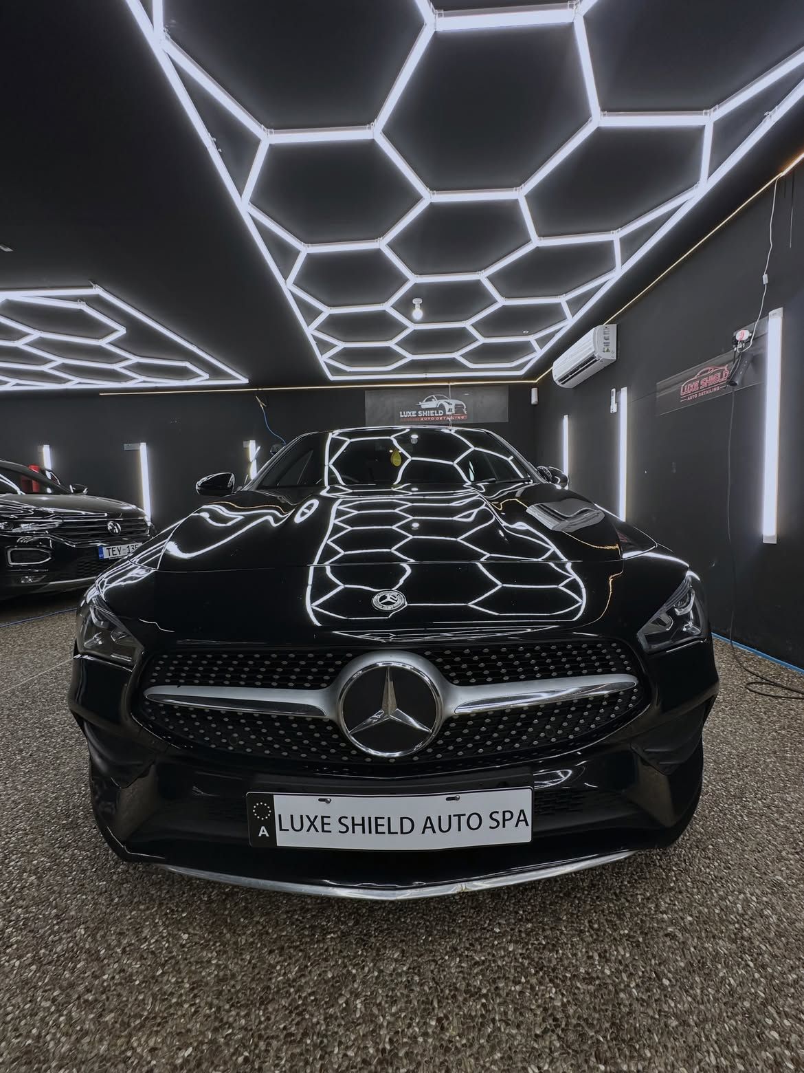 Signature Full Detail